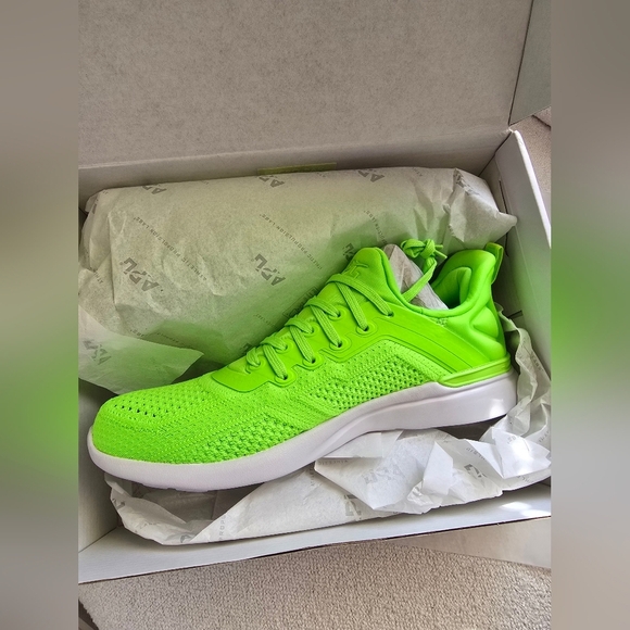 NIB! APL, Women's Techloom Tracer, Green/White/Clear, Size 8, MSRP $280 - Picture 2 of 6